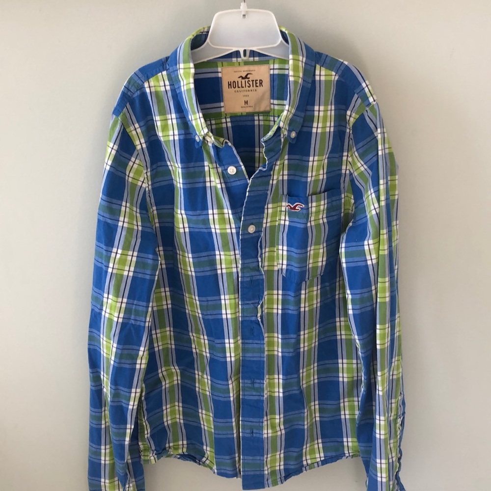 Hollister blue and green plaid button down size medium
